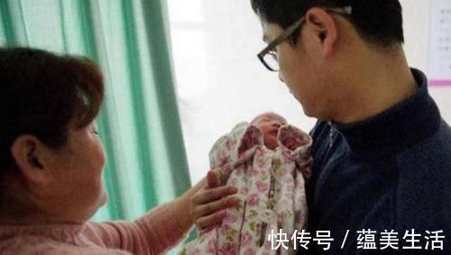 医生|手术出意外,要保我:产妇偷偷塞给医生的小纸条,让人感叹