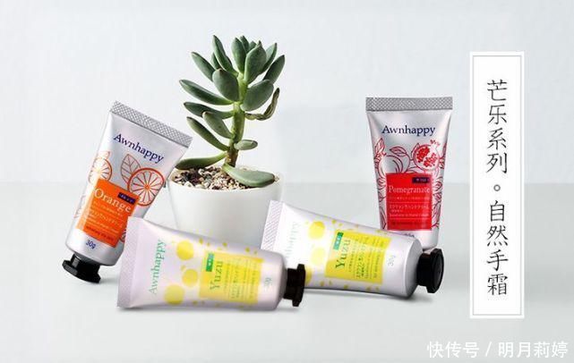 补水|日本变态手霜,效果堪比“换皮”轻轻一抹,双手一夜重回婴儿肌