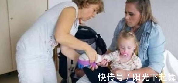 手臂|美国两岁女童手如莲藕般,腹部双脚也不断肿大,医生:无药可医!
