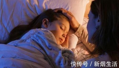 监控|5岁儿子独睡一张大床,却跟妈妈说“挤”,宝妈看到监控流下眼泪