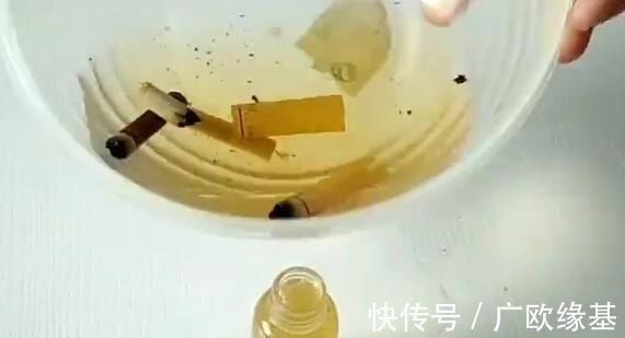 抽剩下的烟头别扔,放进水中泡一泡,这3个用途,很多家庭都需要