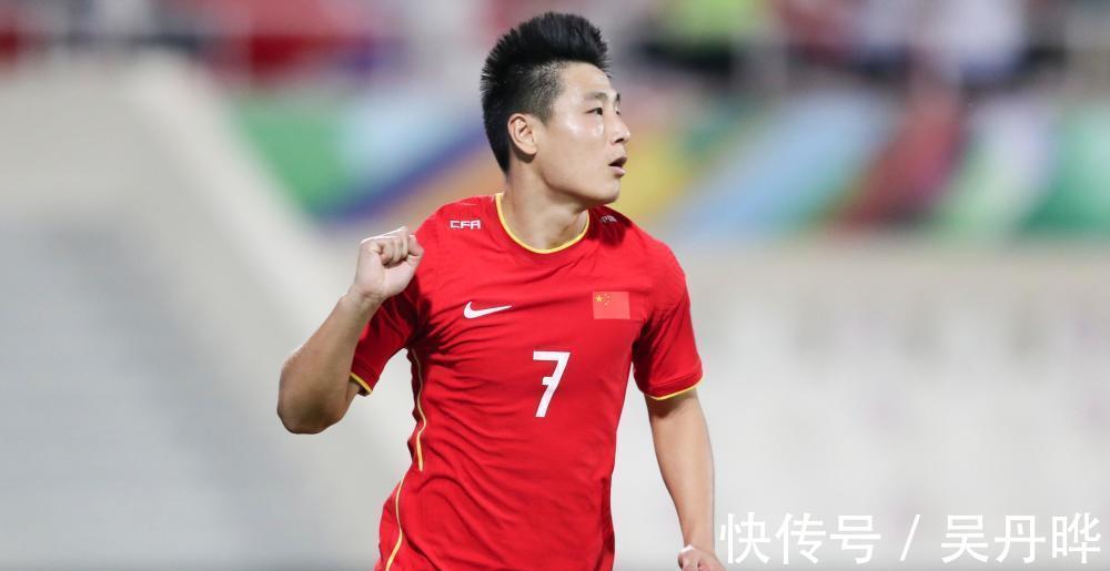 巴甲|30岁留洋成中国足球第一人，薪水是武磊4倍，他能在巴甲拿金球？
