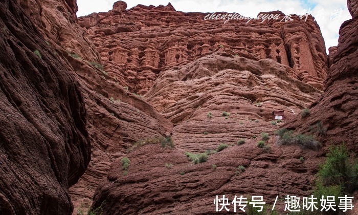 女侠|天山神秘大峡谷，大自然雕刻出的孤傲女侠，美得撼人魂魄