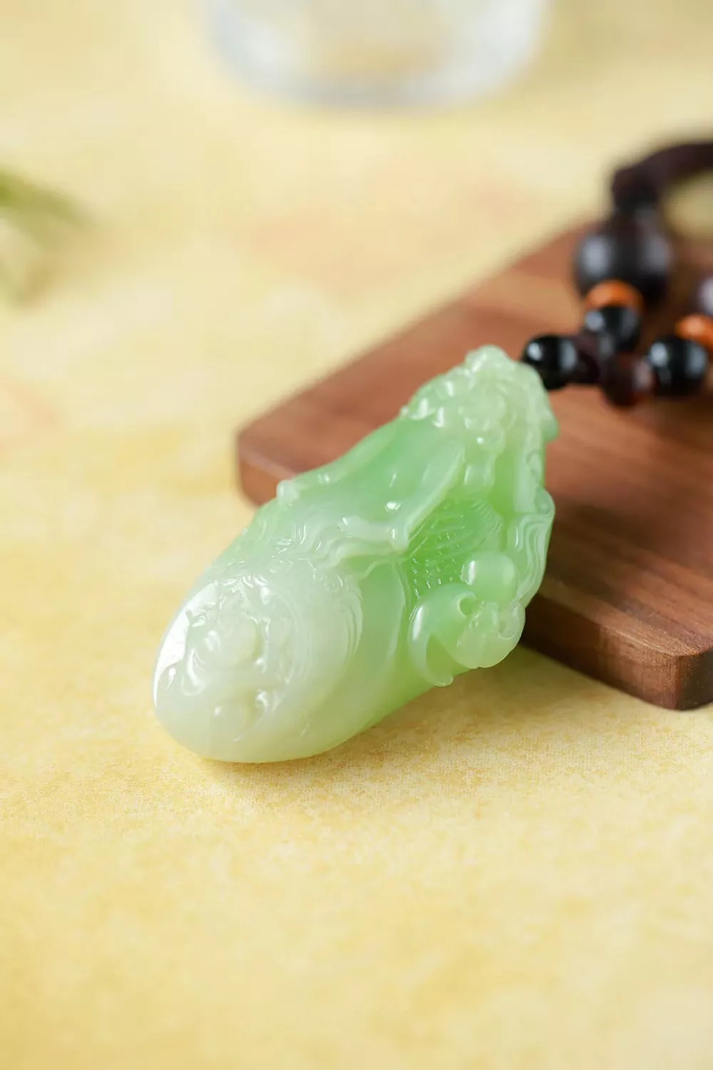 扳指 男人的手里,离不开这四件首饰