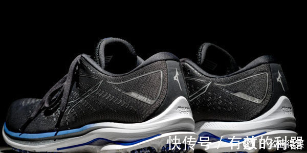 跑鞋 下半年最值得买的5双跑鞋,每一双都是超高性价比