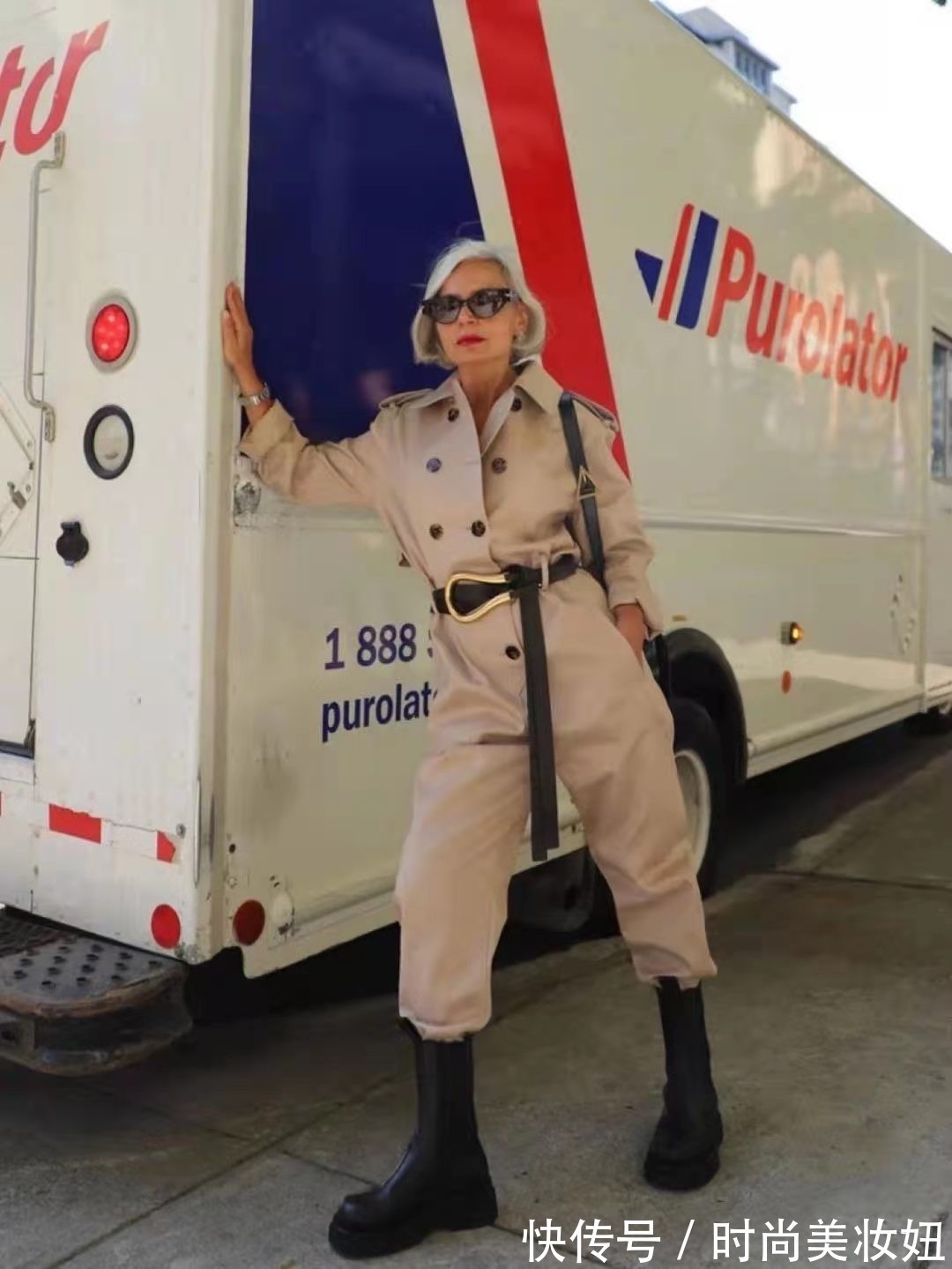 奶奶|这位50岁奶奶太会穿,靠穿搭打造高级风,年过半百也美得出众