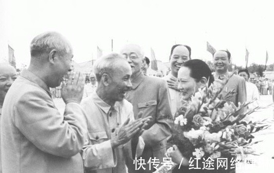 迈克尔$无法复刻的合照:两个迈克的会面,宝玉和黛玉的青涩时光