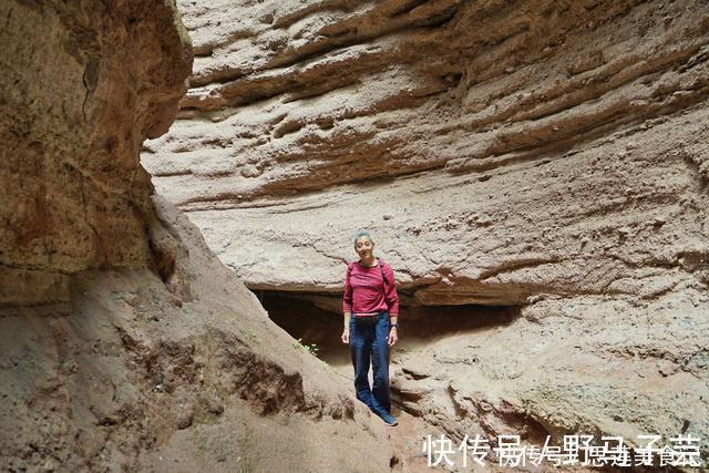 晓岚|66岁退休老人独自旅行全中国，一路坐火车住旅社，堪称现代徐霞客