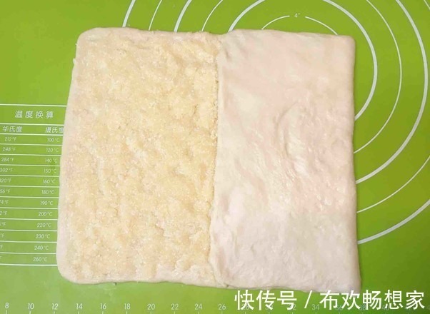 自己做的手撕椰蓉吐司,吃一年都不腻,学会后再也不用跑面包店了