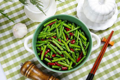 炒豆角|炒豆角,有人焯水有人过油,都不对,大厨教你一招,更易熟不发黑