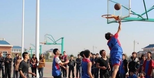 调养|13岁女孩一年长高18公分,医生:3物比牛奶更管用,平时可多食