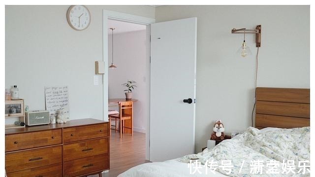 白色系|她家玄关太好看了,一进门就被美到,喜欢这样务实不花哨的装修!