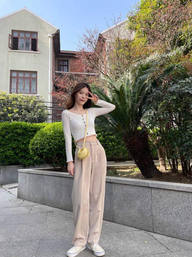 搭配|“初秋”最流行的这几款裤子，不光很好搭配，还能提升气质感