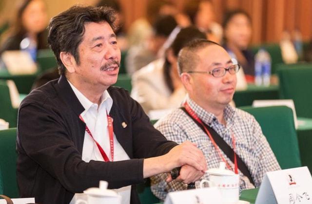 鲁迅@“我不会写作文,他们不信”鲁迅孙子周令飞上热搜,网友表示同情