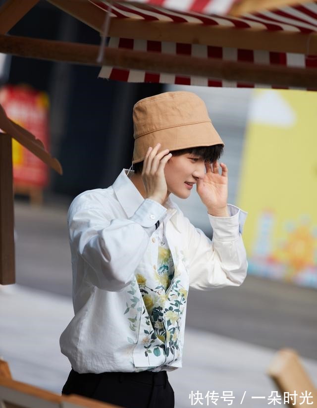 周深|为何《念念青春》会选择周深做首期嘉宾看到这句话，才知道缘由