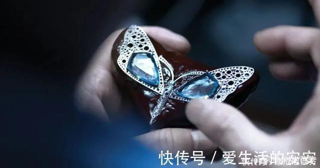 梵克雅宝#看着这些高级珠宝上的蝴蝶,我就知道我的少女心还在!