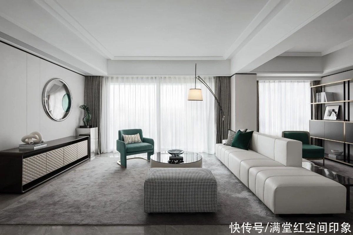 天地|精致轻奢,勾勒出时尚天地