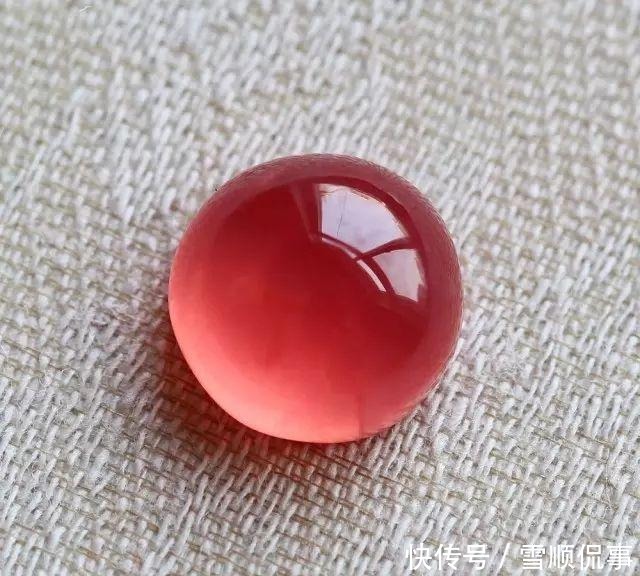 颜色|这30种宝石,既昂贵又美丽,只要是文玩人,都会被它们迷住!