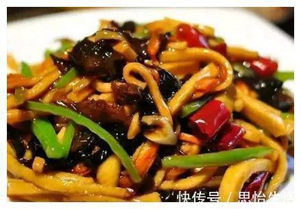 口水|美食推荐：口水鱼片、青椒鱿鱼丝、莴笋炒豆皮、辣味焖猪蹄的做法