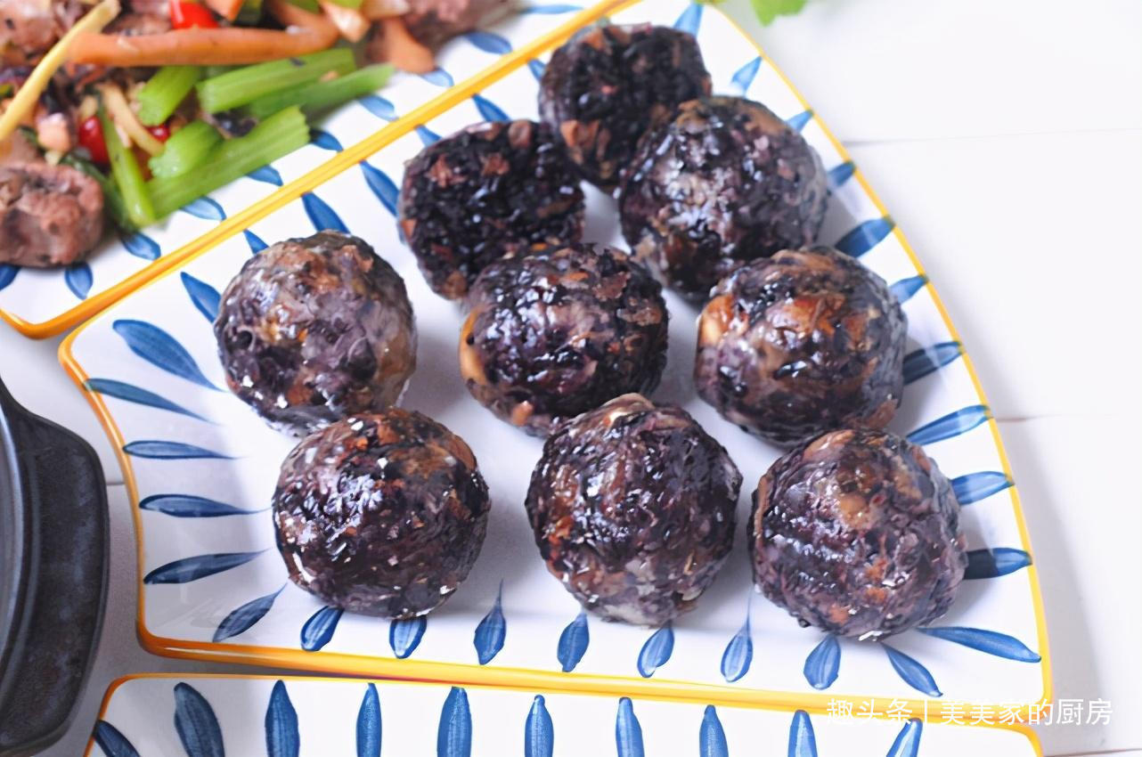 鸭汤|周末大餐,整整花了9个小时,中饭变成了晚餐,上桌全家惊艳啦!