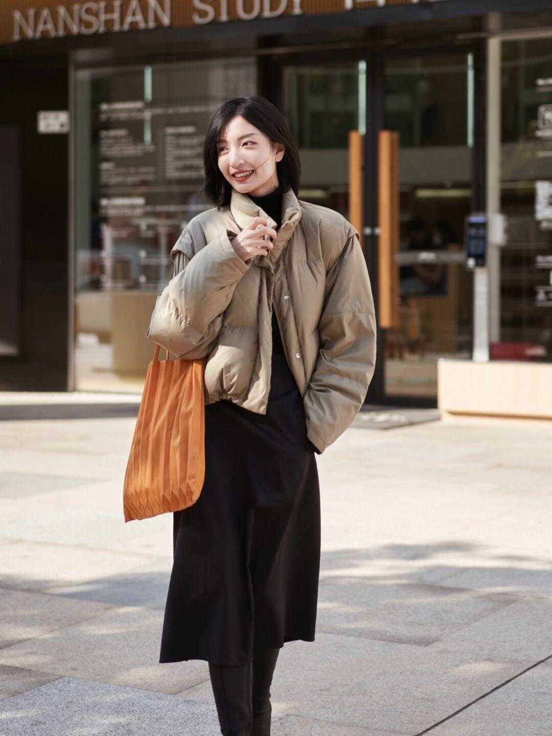 短款 冬季不想再长衣加身,就将短款厚外套搬出来吧!文艺又气质