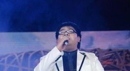 星光大道走红后四处捞金,被骂草根歌手杨光今怎样