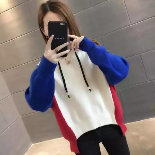 卫衣＋毛衣＋马甲，才是今年流行的打开方式！奔三奔四穿贼时尚