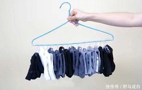 晾晒|袜子太多没地方晒?用一个塑料瓶制作晾晒神器,轻松晾晒20双袜子
