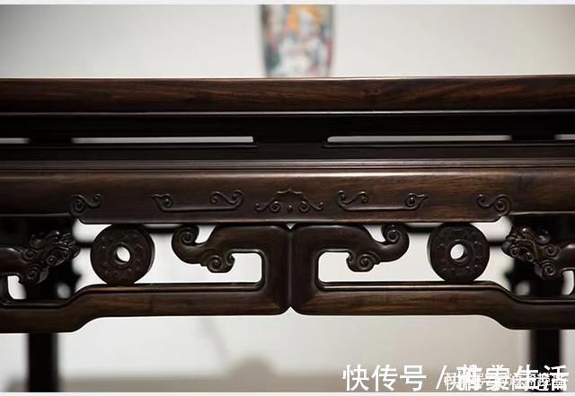 家具|古朴端庄,清红木束腰马蹄腿拐子龙纹,方桌