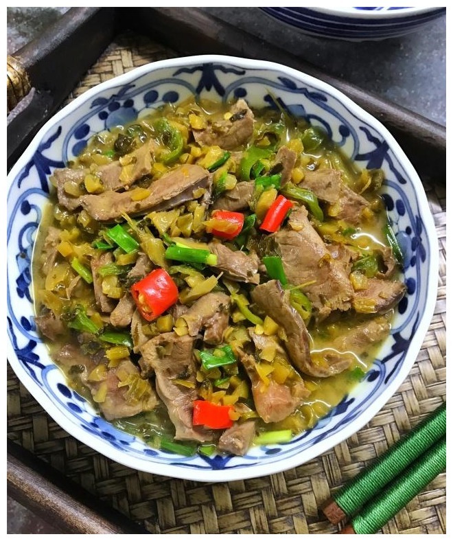 睡眠不好的人要多吃这菜,2分钟教你做,香辣开胃没腥味,超下饭