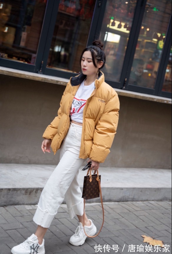 身形 女人过了40岁,衣服颜色记住这3选3不选,巧妙提升气质