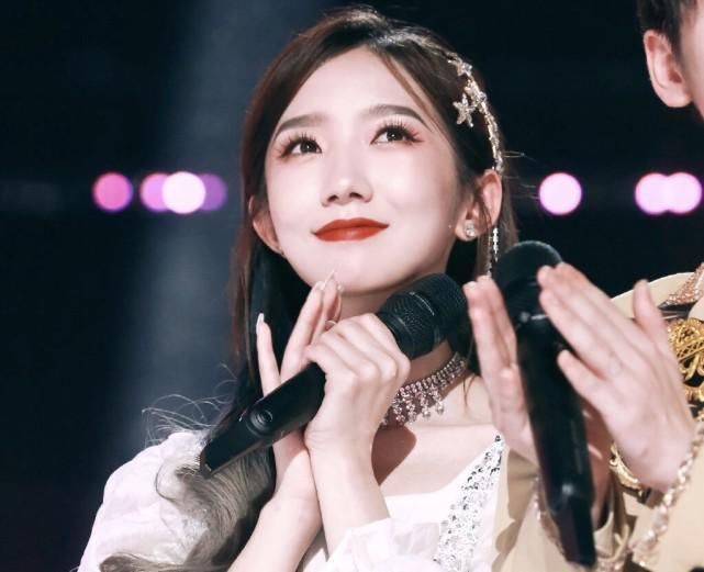 孟美|有种“眼光独到”叫孟美岐,硬糖少女7位成员,只关注了她