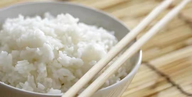 升糖指数|白米饭比可乐的升糖指数还高!同样吃饭,日本糖尿病率为何不高