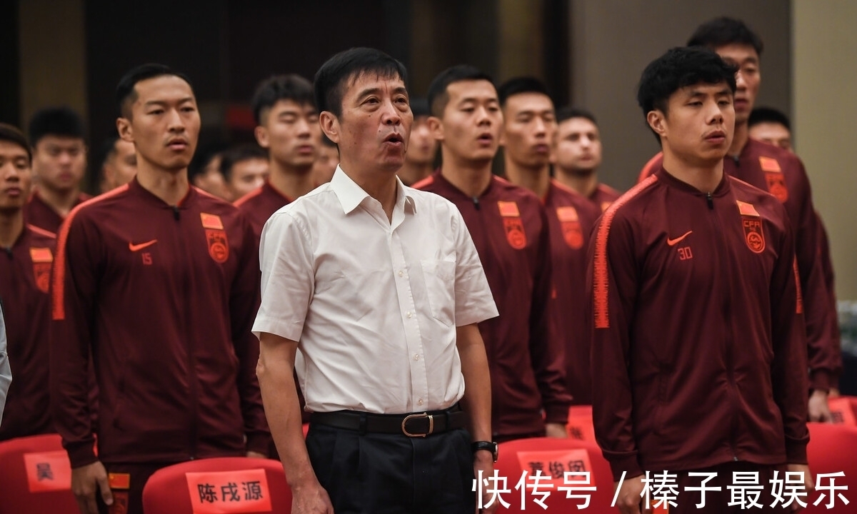 热身赛|中超风雨飘摇，国足在外包下五星级酒店，花30万美元踢一场热身赛