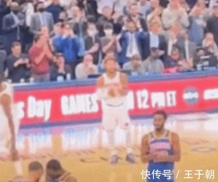 雷吉米勒|暖心！庫里破三分歷史紀(jì)錄，有誰注意尼克斯的羅斯？一直在鼓掌