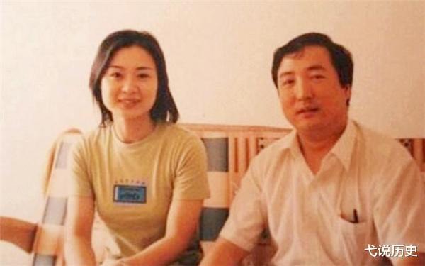 中国特警雷敏17岁入特警队,大校警衔却嫁给普通保安,如今怎样