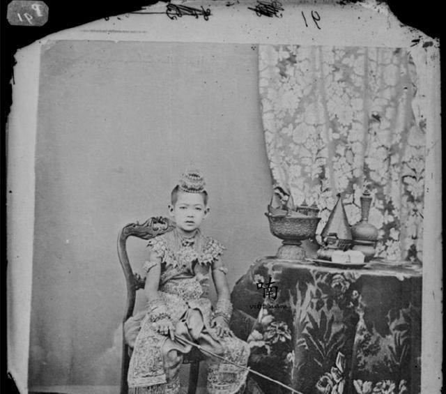 贵族|1860年代泰国精英老照片都是曼谷王朝的贵族,曾出使欧洲谈判