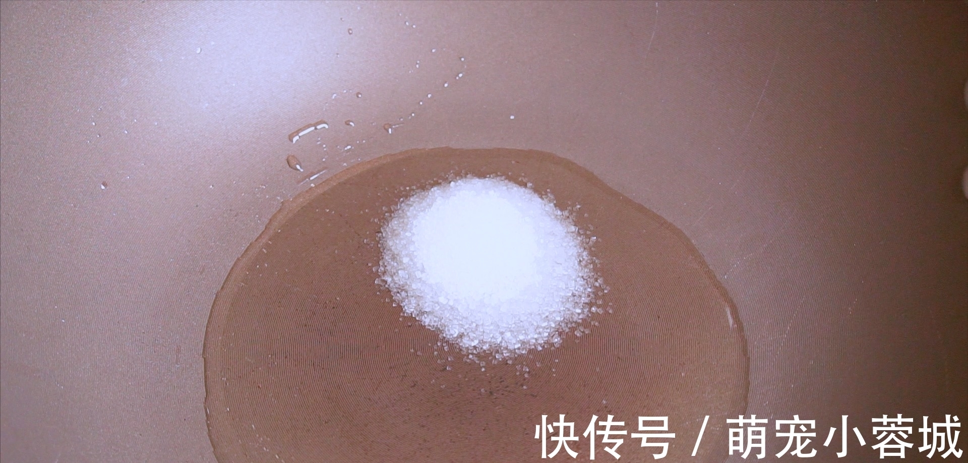 挂霜花生米|挂霜花生米新做法，不油炸不水煮，做法简单，学会再不买小零食了