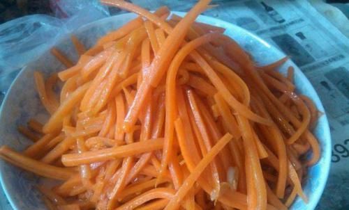 此物|吃胡萝卜时，最好别碰“此物”，很多人都错了，早知早受益