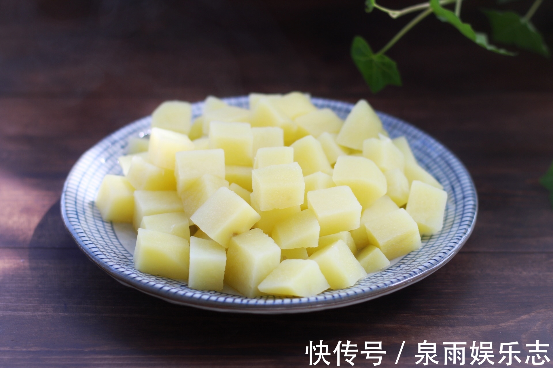 黄油|土豆别总是炒和炖了,教你新做法,超简单,味道却是超级棒