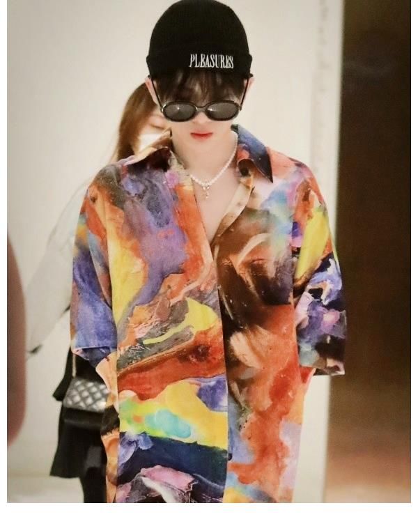 任豪|R1SE成員最新路透，何洛洛任豪超帥氣，周震南翟瀟聞魅力十足