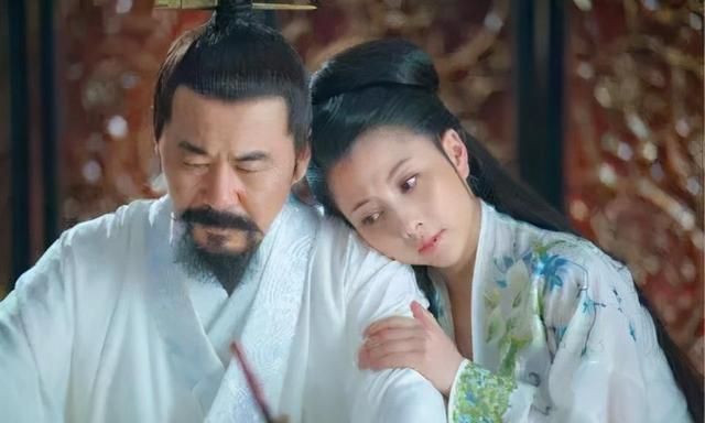 发现|赵匡胤以为宰相帮他选了个好年号，直到，他发现一个女人