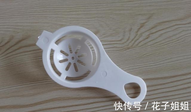 每件不超过10元的10件小物品，是厨房大帮手，赶紧收藏起来！