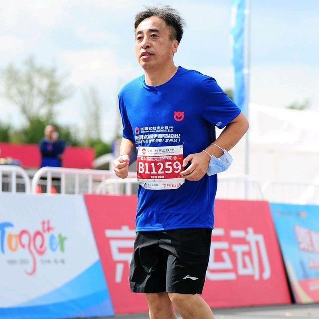 跑龄|跑步之后,你觉得自己哪方面变得更好了听听这4位跑者怎么说