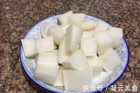 晚餐|最“毒”的4种晚餐,吃了失眠又增肥,很多人吃上瘾