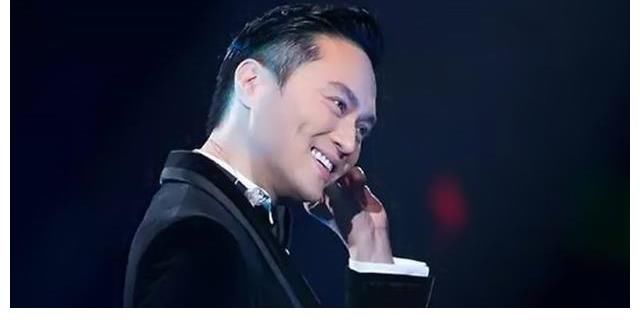 麦亨利|《披荆斩棘的哥哥》正式官宣，海报暴露咖位，33位男星人气差距大