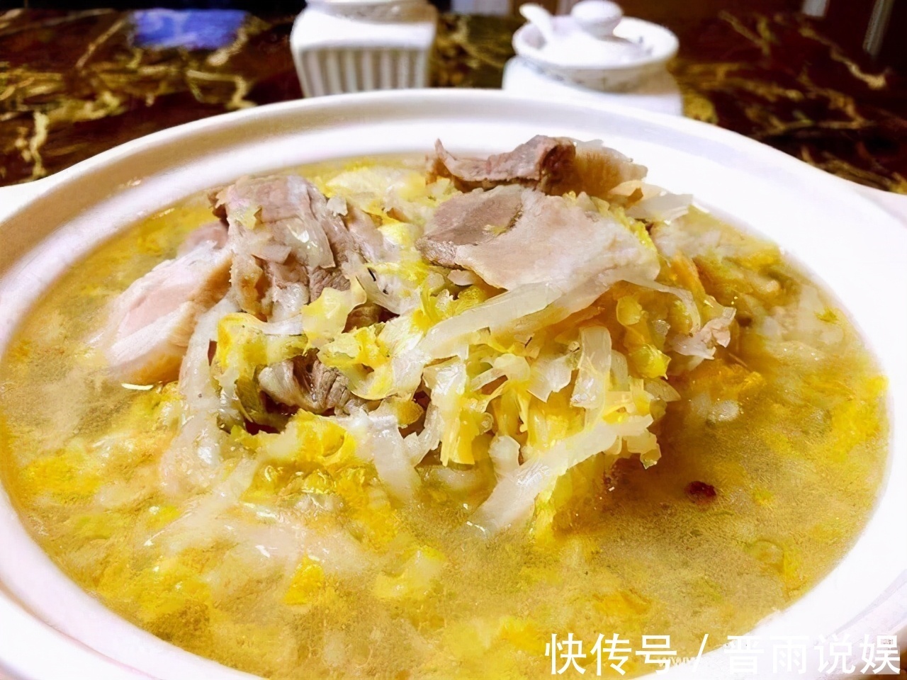 东北|东北经典美食“汆白肉”,做法简单又好吃,酸爽过瘾!