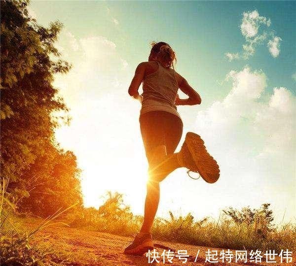 心肺功能|慢跑前三十分钟消耗的是糖原不是脂肪，所以跑30分钟就没用？
