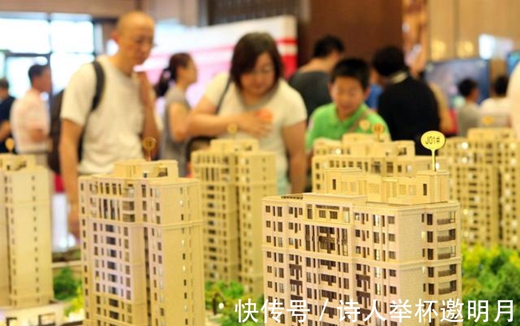 开发商|买房应该找“中介”还是“售楼处” 好多人都搞错，现在才明白