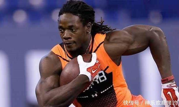 sss级|摔跤选手的肌肉SSS级看看橄榄球球员的身体，SSS都不够用